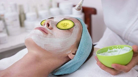 image about طرق طبيعية للعناية بالبشرة في الصيف