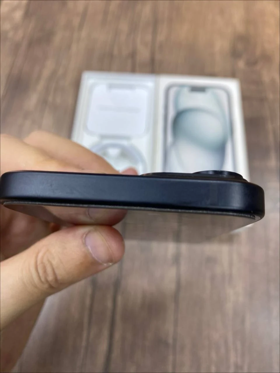 image about Iphone 15 تحفة فنية تمزج بين الأناقة والتكنولوجيا المتقدمة