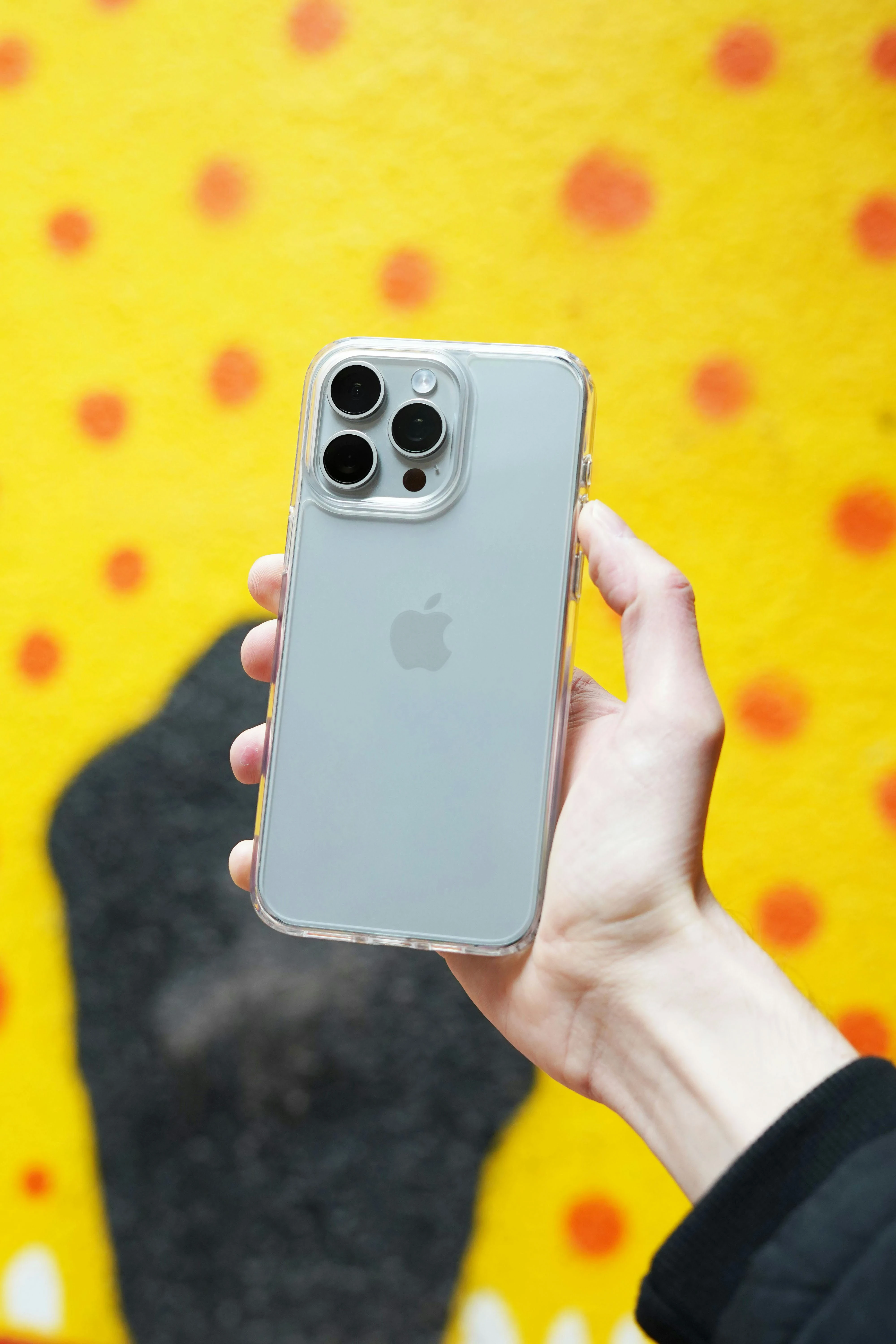 image about تفاصيل مميزات وعيوب وسعر iPhone 15 Pro Max