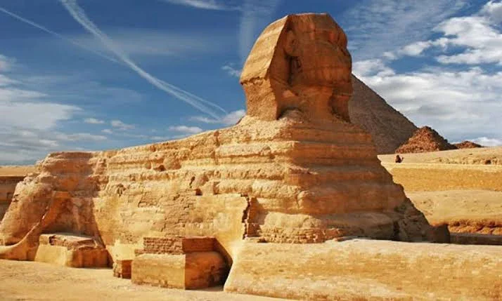 image about Egypt: Gateway to Ancient Wonders and Hidden Treasures – Discover the Magic of Civilization and Luxury