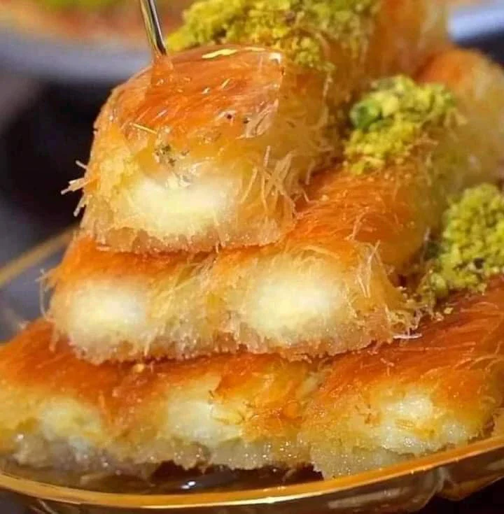 image about ٧ طرق لتحضير الكنافة (كنافة بالقشطة-كنافة بالموز-كنافة بالنوتيلا-كنافة بالمانجو-كنافة بورما-أصابع كنافة)