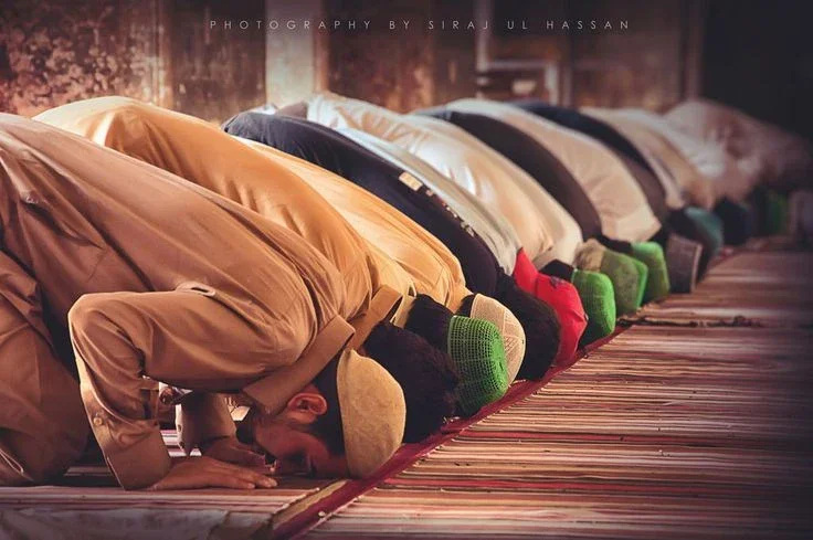 image about أهمية الصلاة في حياة المسلم: الفوائد الروحية والنفسية للصلاة وتأثيرها على السعادة والطمأنينة