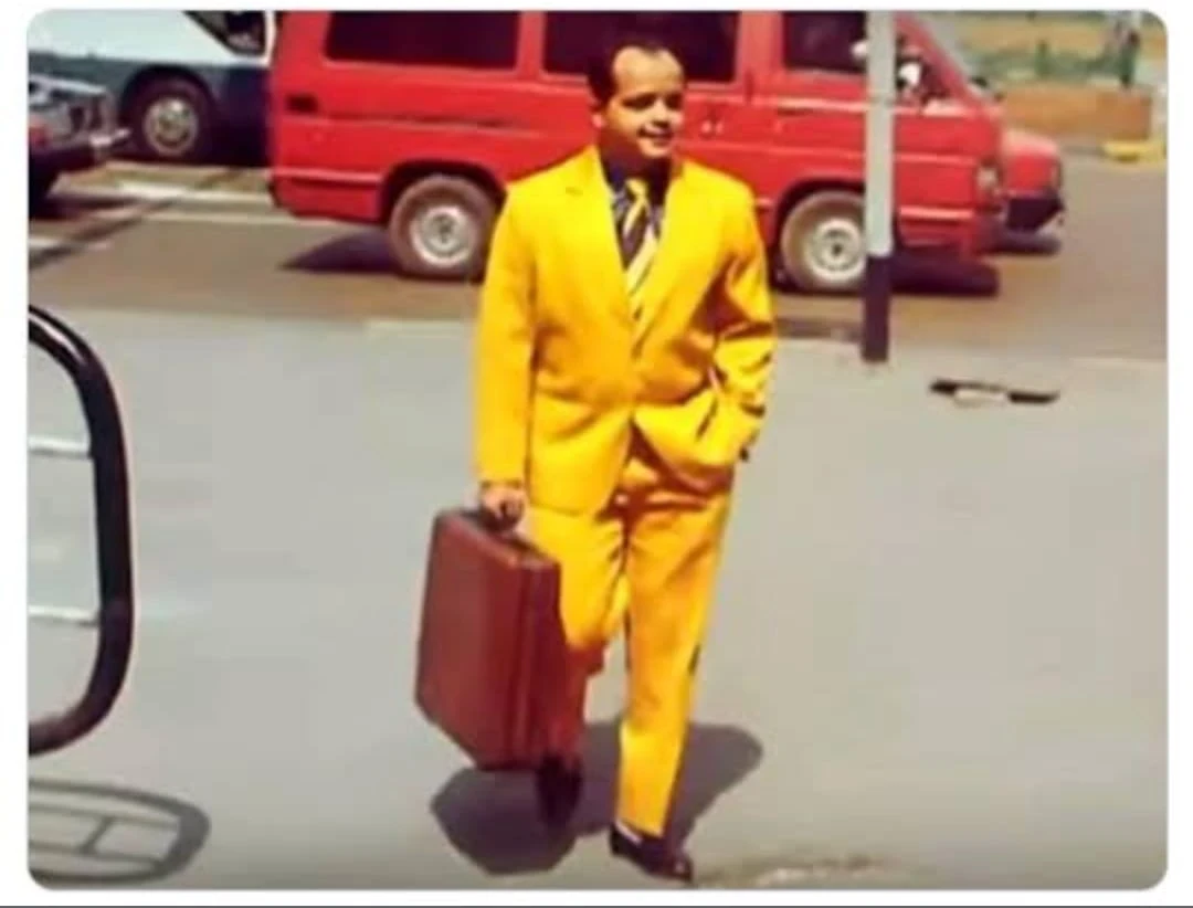 image about كيف تكتب نص مسرحي كوميدي ....؟