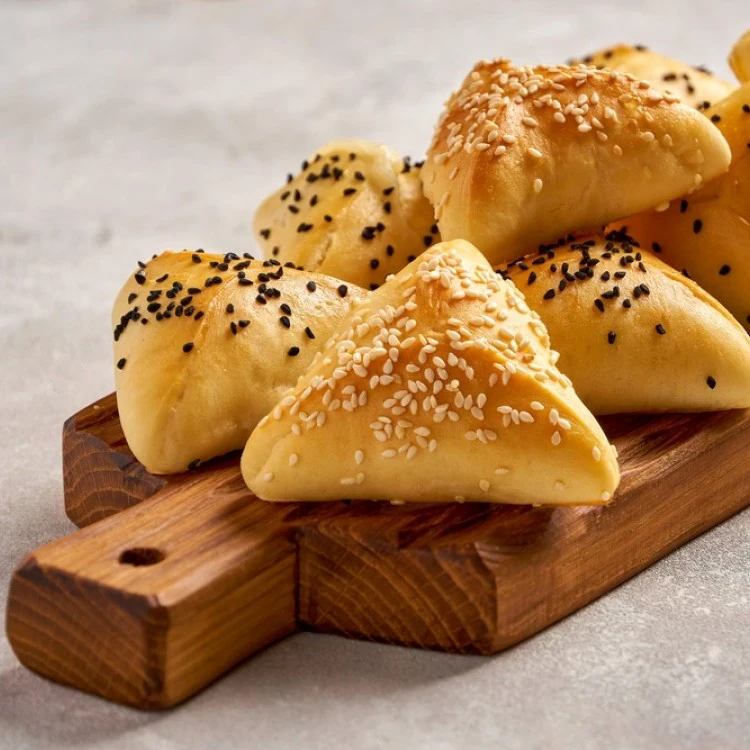 image about فطائر الجبنة تجربة لذيذة ومحبوبة بين الكبار والصغار