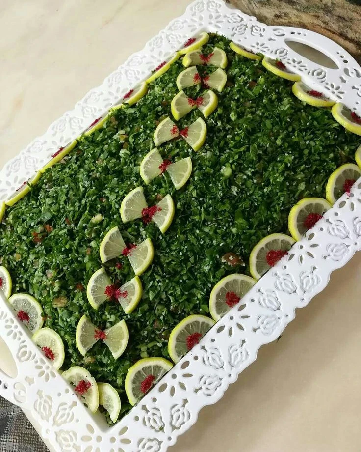 image about تنوع السلطات في المطبخ السعودي: وصفات ونكهات صحية