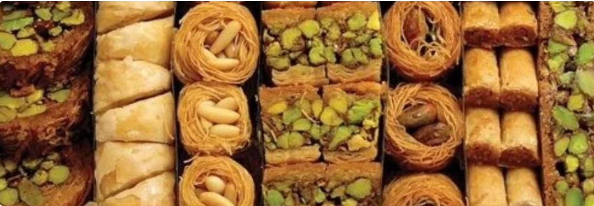 image about مجموعة ساحرة من اطعم الحلويات الشرقية والعربية ذات الذوق العالى