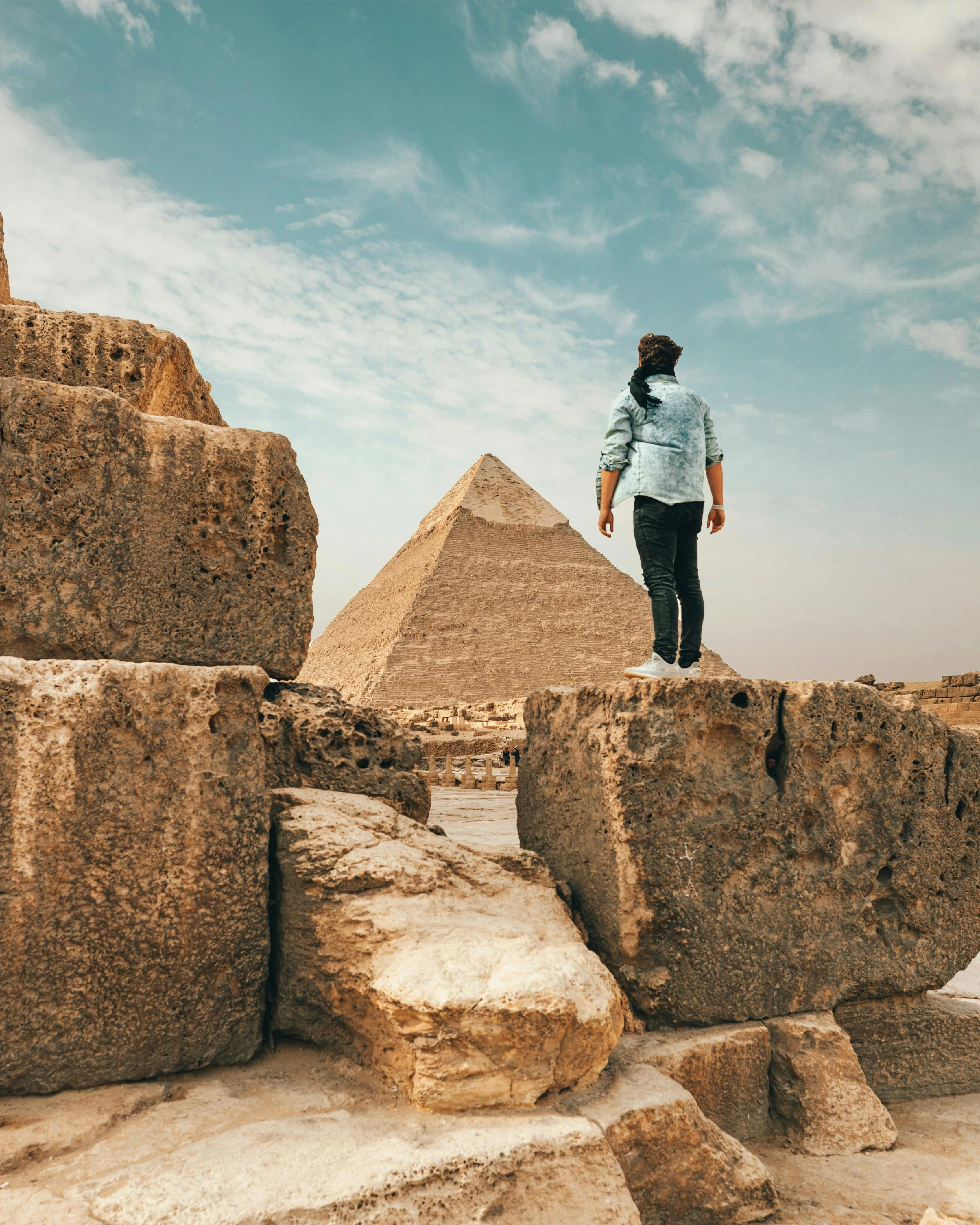image about أسرار غامضة عن الهرم الأكبر: تقنيات الفراعنة المخفية والأنفاق السرية التي حيرت العلماء