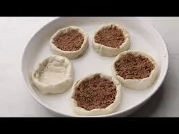 image about وجبة دسمة جلاش محشي باللحمة