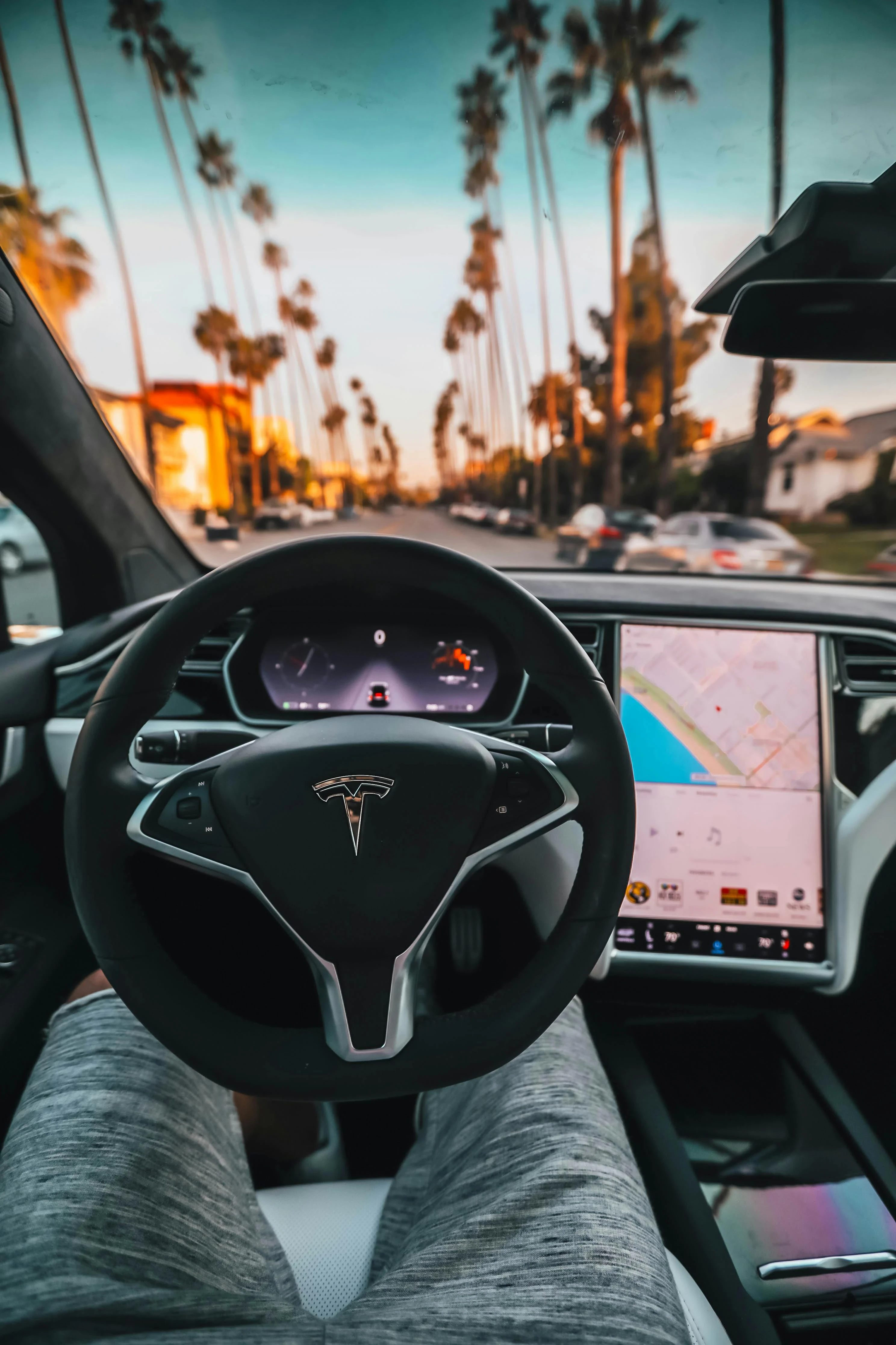 image about موبايل تسلا الجديد Tesla model Pi