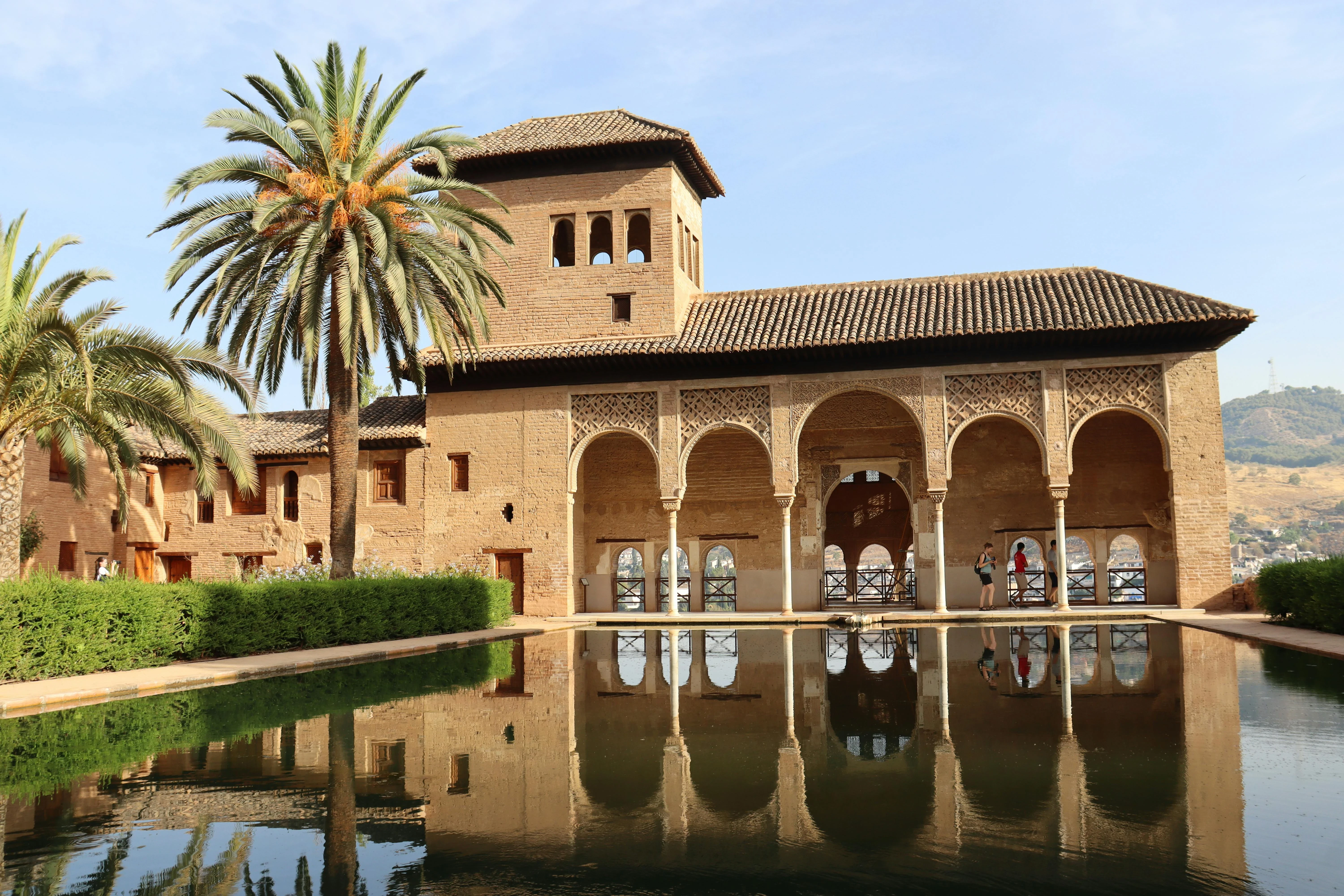 image about إسبانيا: سحر الأندلس وجمال الطبيعة