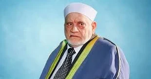 image about لماذا حزن الرئيس السيسى لوفاة د. احمد عمر هاشم وقام بتقبيل راسة فى اكثر من مناسبة