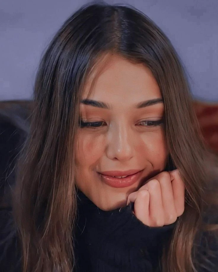 image about صور سنا وياماش _ اتعرف ما معنى هذا 😌✨ | مسلسل الحفرة