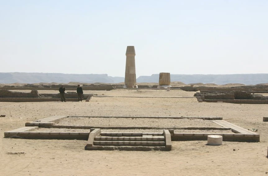 image about العمارنة (أخيتاتون): عاصمة أخناتون الثورية وعصر الآتون في مصر القديمة
