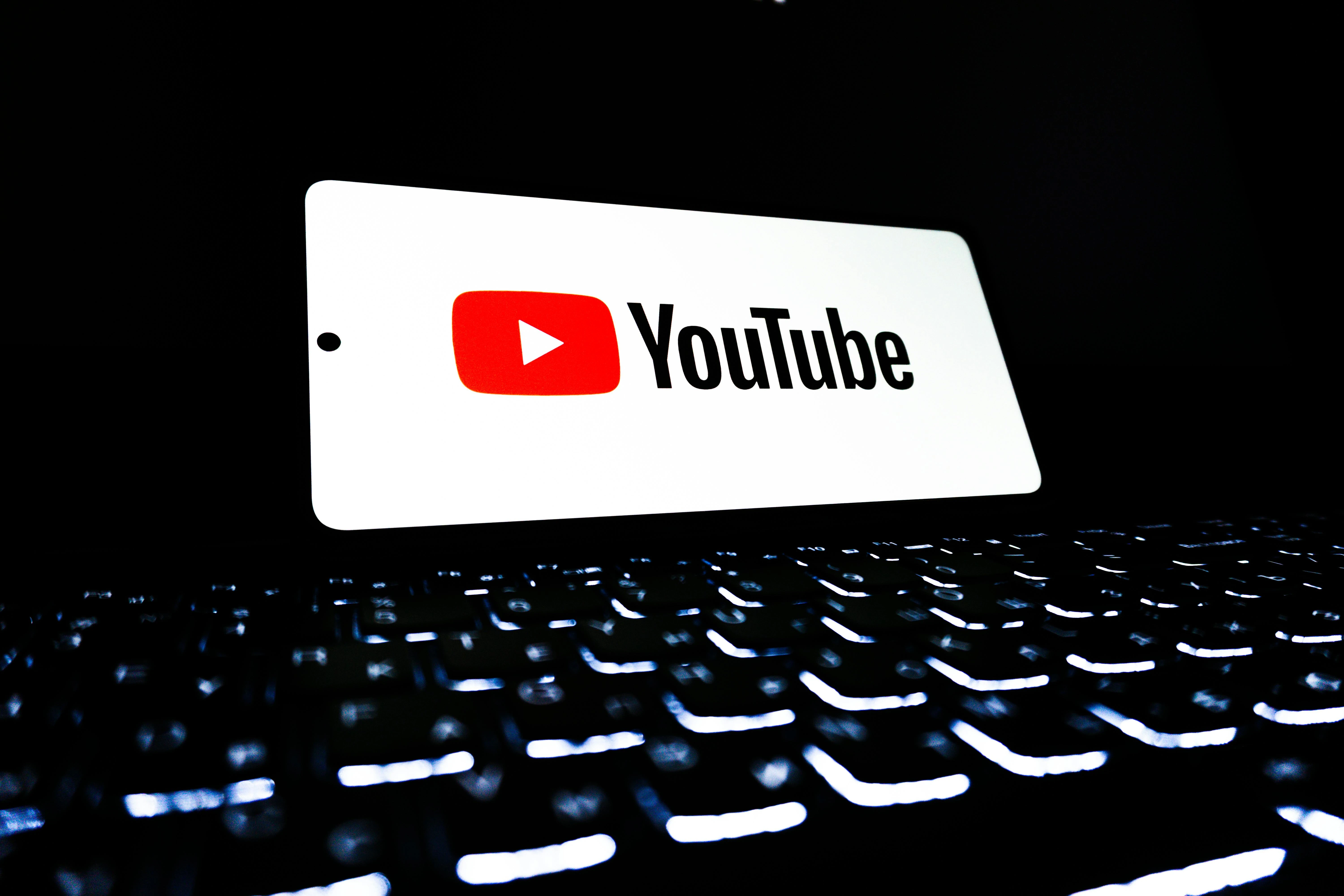 image about Making Money on YouTube Without Showing Your Face (Faceless Channels)