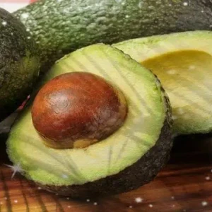 image about الفوائد الصحية والمدهشة لنواة الأفوكادو