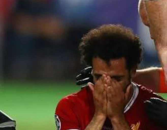 image about محمد صلاح باكيًا: لن أعود إلى ليفربول… لحظة هزّت قلوب الجماهير