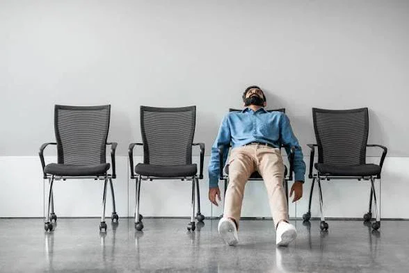 image about لماذا نشعر بالملل رغم وجود آلاف وسائل الترفيه؟