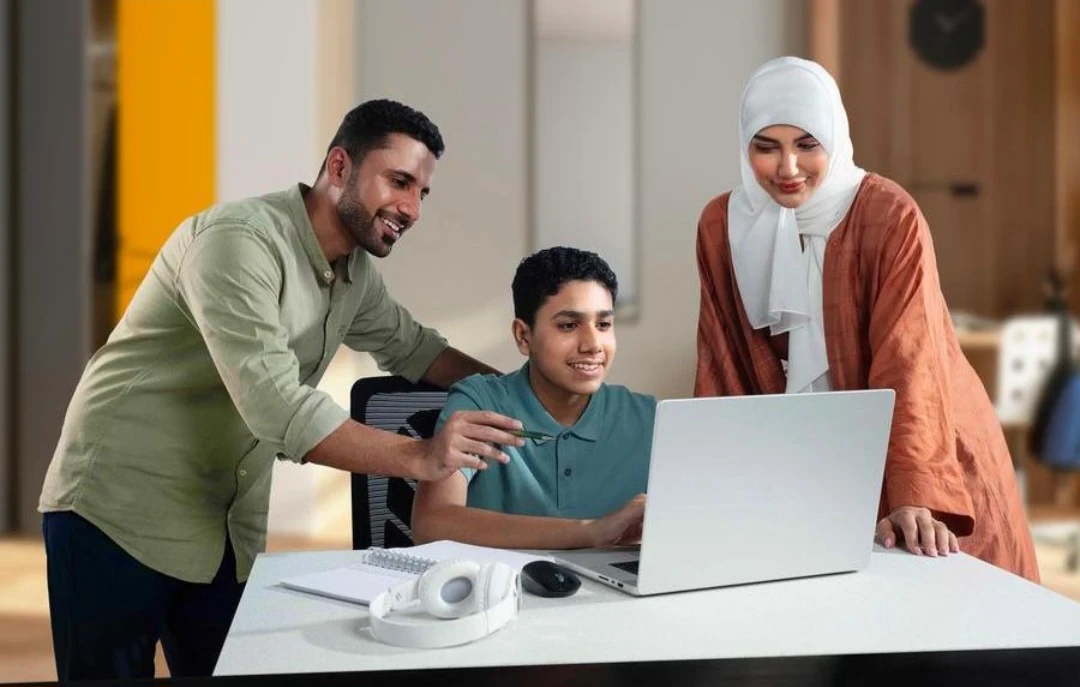 image about قبل فوات الأوان.. علّم أبناءك هذه العادات المالية التي تغيّر حياتهم