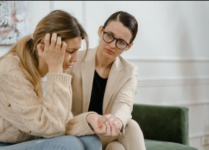 image about ابني المراهق والتدخين: كيف أحميه بالحوار والوعي؟