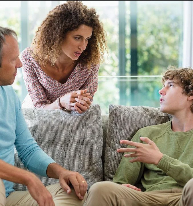 image about ابني المراهق والتدخين: كيف أحميه بالحوار والوعي؟