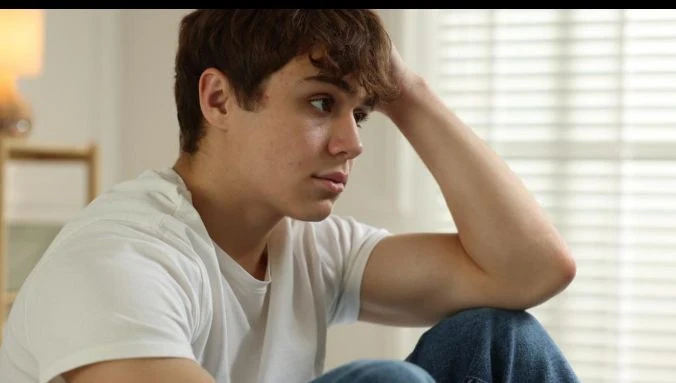 image about ابني المراهق والتدخين: كيف أحميه بالحوار والوعي؟