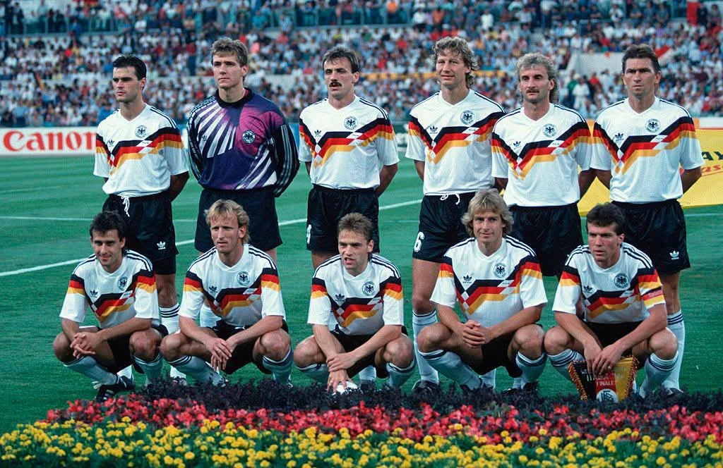 image about كأس العالم إيطاليا 🇮🇹 1990 …... ملحمة الأهداف الخالدة في رحلة عبر الزمن لأروع اللحظات الكروية الساحرة عن البطولة