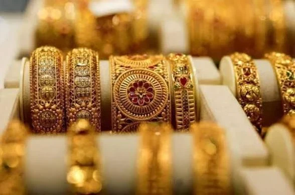 image about عيار 21 يرفض الهبوط.. أسعار الذهب اليوم الجمعة 10 يوليو 2026 وتأثير مفاجأة الدولار