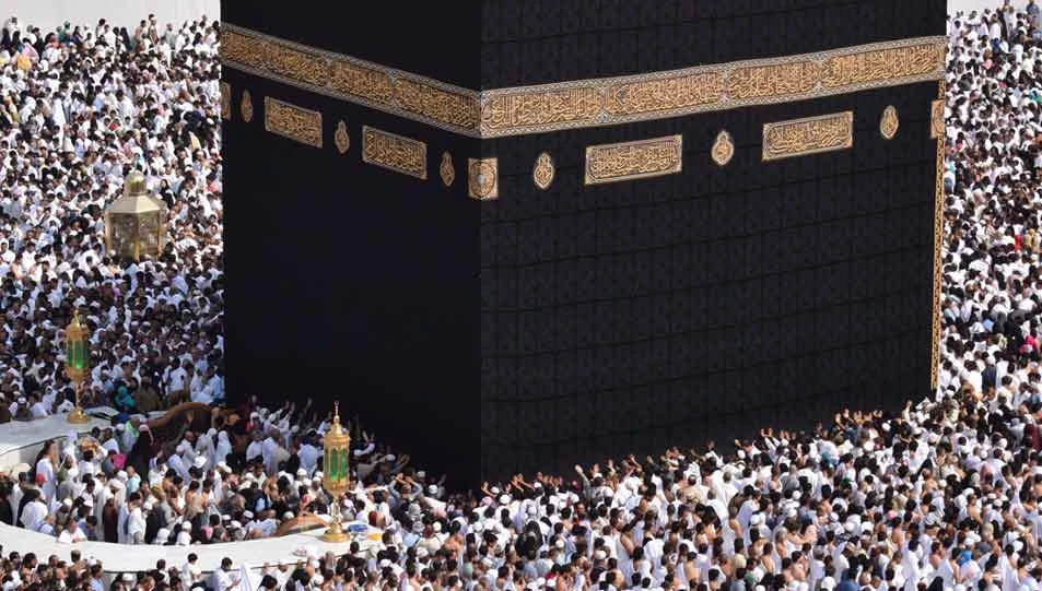 image about هل طاف المسلمون والمشركون حول الكعبة معًا؟.. أمين الفتوى يكشف قصة بناء بيت الله الحرام وحقيقة أشهر الروايات