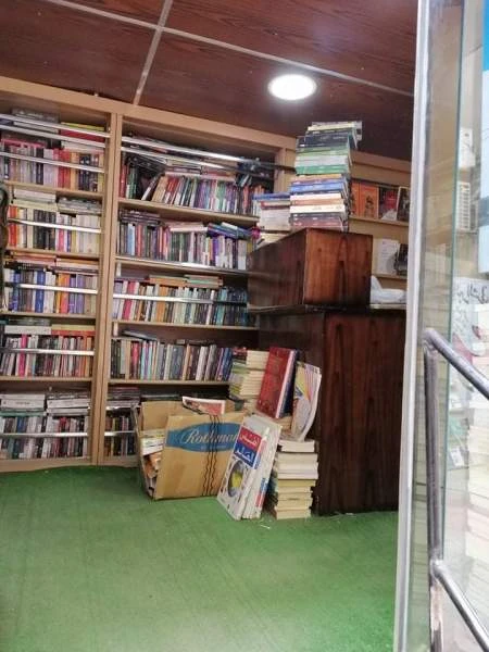 image about أول مكتبة متنقلة في مصر.. سامح غنيم: «صنعتها بيدي.. والكتاب لا يُعلى عليه»