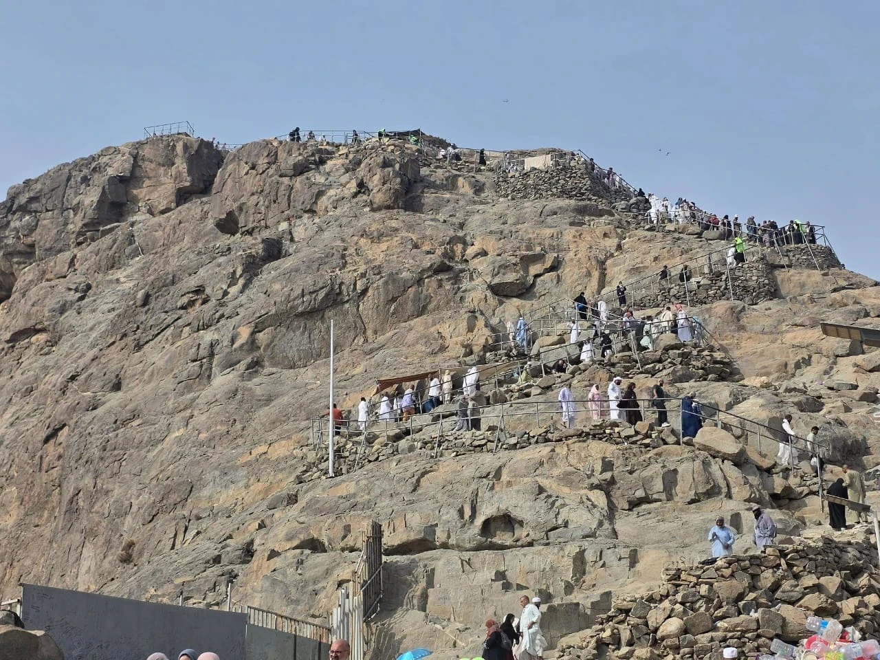image about السيرة النبوية الشريفة: رحلة بناء الإنسان والحضارة ودروس خالدة لكل زمان.
