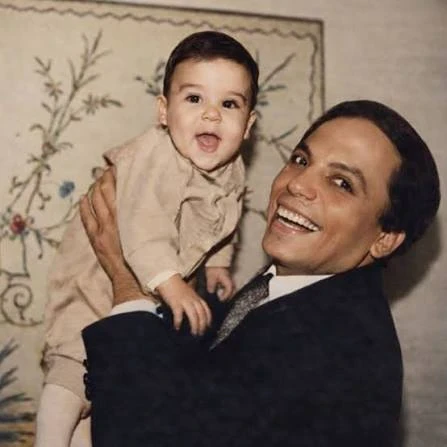 image about محمد إمام يفجر مفاجآت في برنامج الحكاية     وهذا ما قاله عن عادل إمام  .