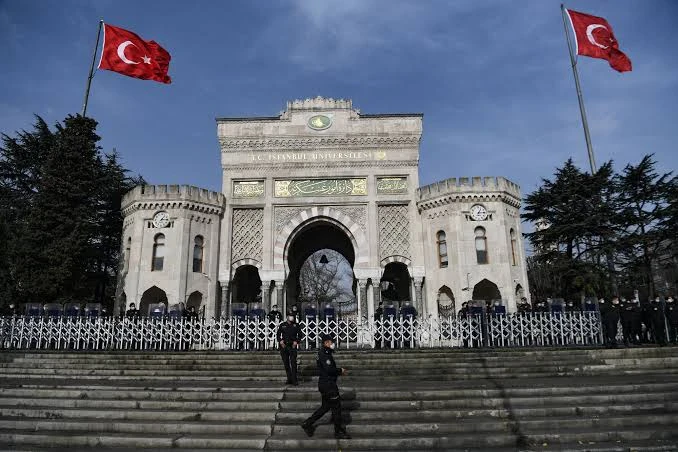 image about دليل التقديم في المنحة التركية الممولة بالكامل: الشروط والأوراق المطلوبة 2026.