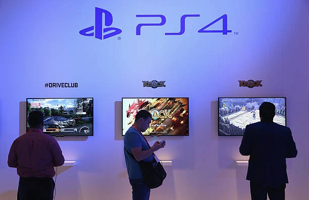 image about مراجعة جهاز بلايستيشن 4 (PS4): هل يزال يستحق الشراء في 2026؟