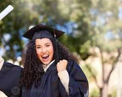 image about بوصلة المستقبل: دليل الطالب الشامل لاختيار الكلية المناسبة