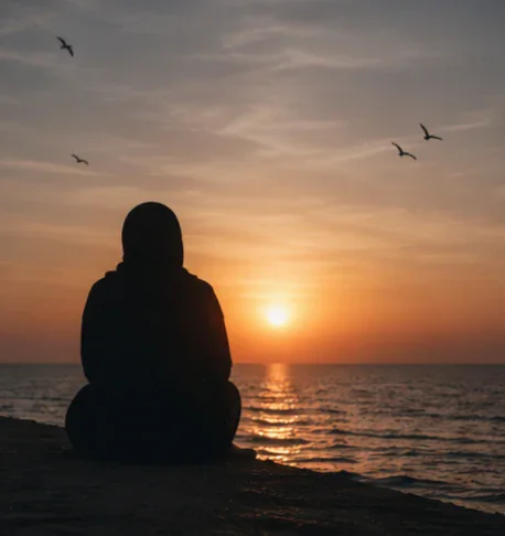 image about أحيانًا لا نحتاج أن نغيّر حياتنا ، نحتاج أن نعود إليها
