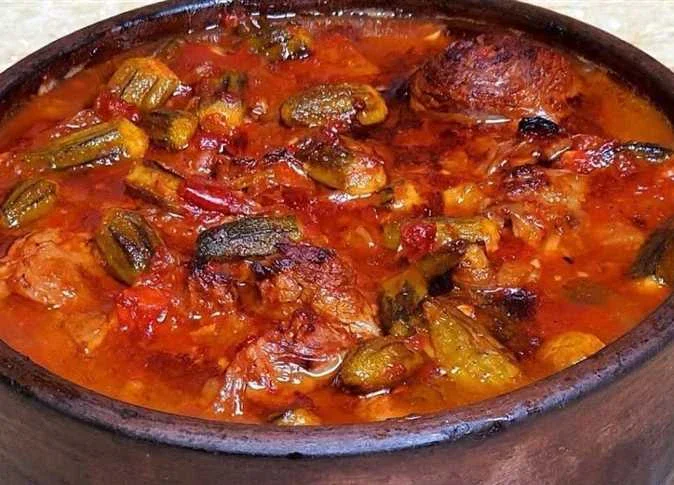 image about طريقة عمل طاجن بامية باللحمة المسبكة بطعم زمان