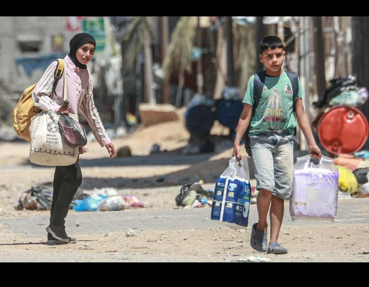 image about غزة التي لم تنم.. حكاية عائلة تبحث عن الأمان