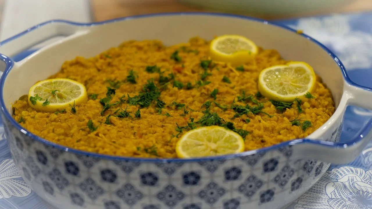 image about طريقة عمل المضروبة القطرية بالدجاج والجريش على أصولها بخطوات سهلة
