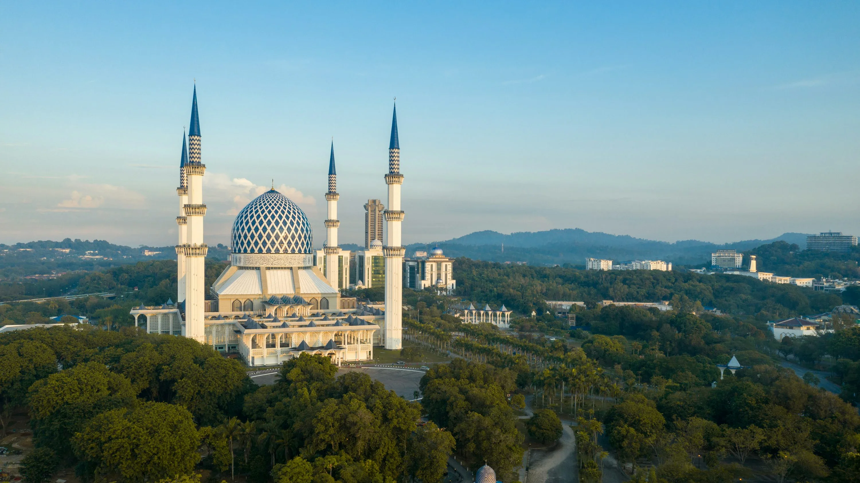 image about ​مواقف من حياة الرسول ﷺ في التعامل مع الأزمات