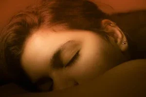 image about هل 90 دقيقة فعلًا هي سر الاستيقاظ بنشاط؟ الحقيقة وراء دورات النوم