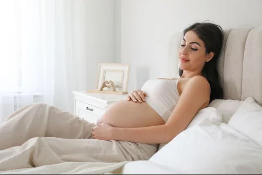 image about الإفرازات المهبلية أثناء الحمل: ما الطبيعي وما الذي يحتاج إلى علاج؟