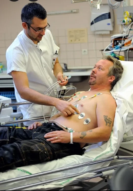 image about Rapid Heartbeat: Causes, Symptoms, and When to See a Doctor