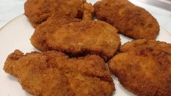 image about 🍗🥖 إسكالوب باني - وصفة مقرمشة ولذيذة بطريقة سهلة في المنزل