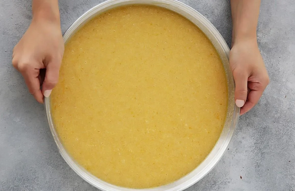 image about طريقة عمل البسبوسة الذهبية بالسمن والقطر في المنزل.. سر الطراوة واللون الذهبي المميز 🍰