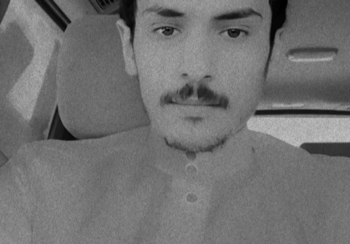 الحب الحقيقي هو شخصا يغنيك عن كل شي 😇❤️