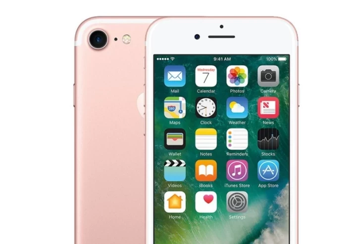 هل يستحق ايفون ٧ الشراء في 2023