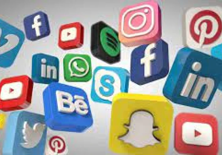 مواقع التواصل الاجتماعي