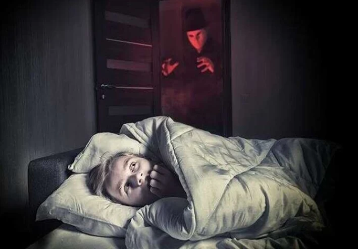 3 قصص مخيفة قصيرة لن تصدق ما حدث!