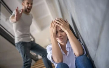 كيفيه الخروج من العلاقات السامه 