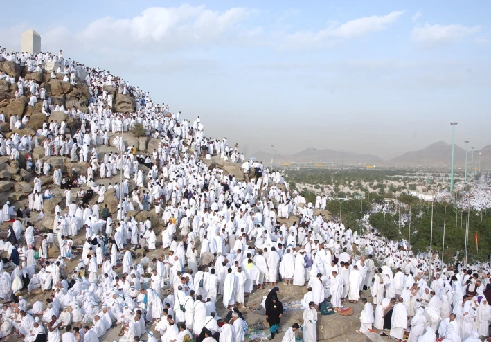 فضل يوم عرفه وأحوال السلف الصالح فيه